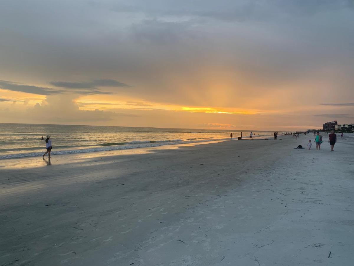 فيلا سانت بيتي بيتشفي The Label At Madeira Beach المظهر الخارجي الصورة